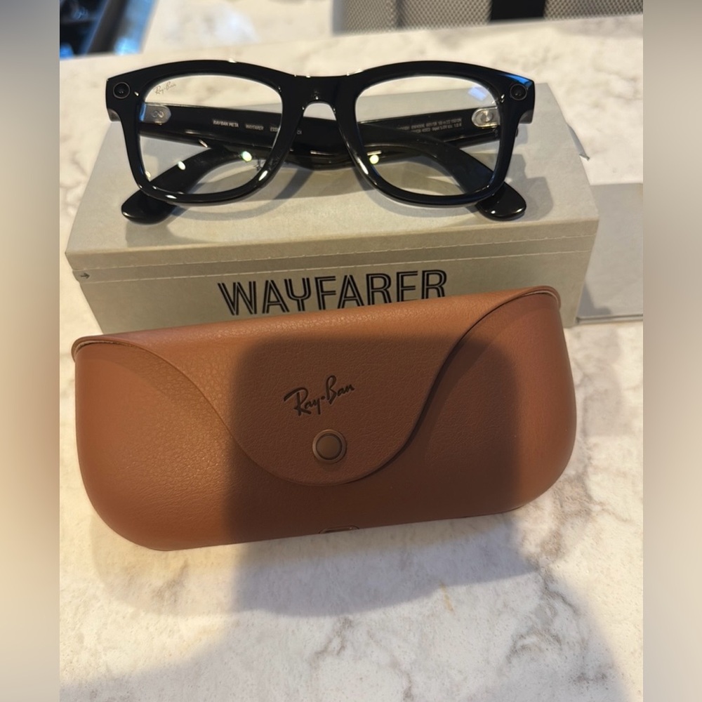 Ray-Ban Meta AI glasses RW4006